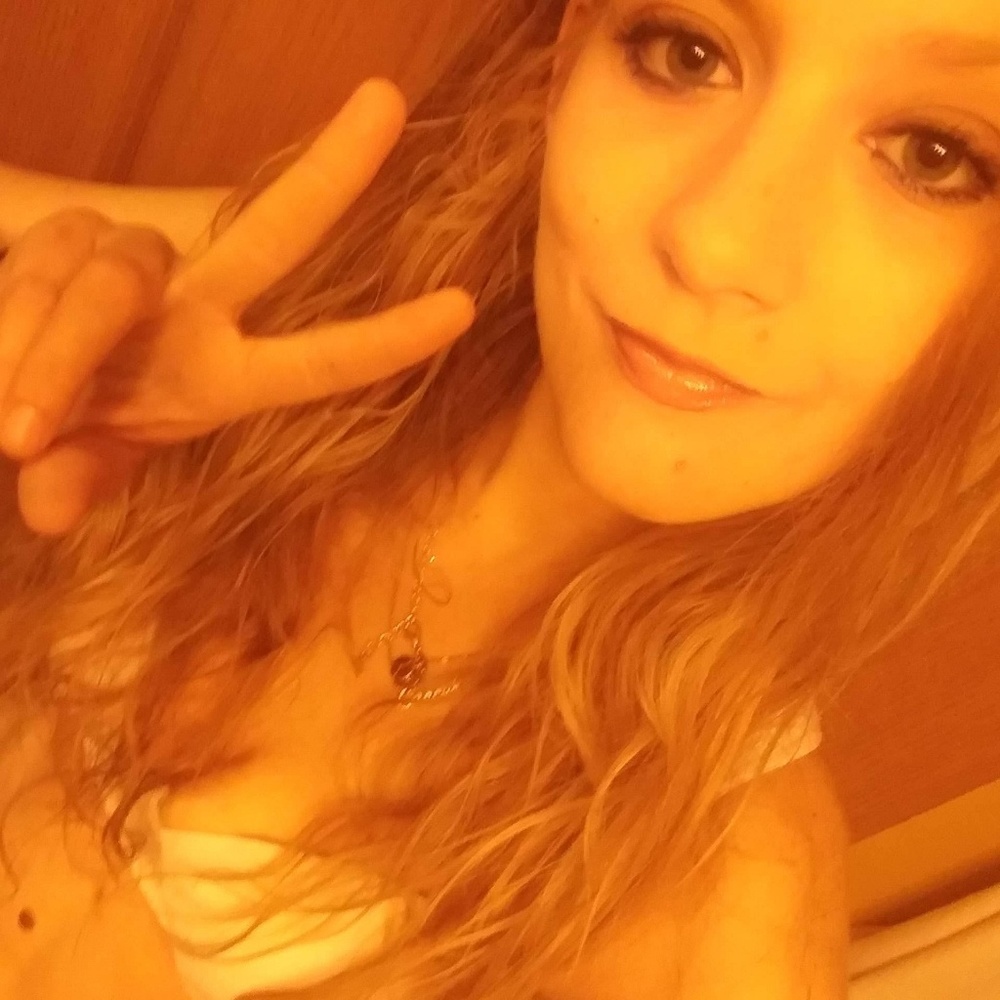 Meet your Posher, Carlie